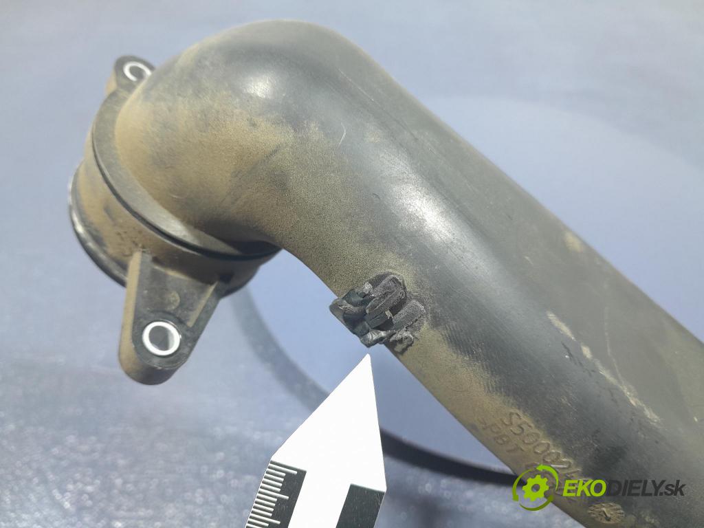 Opel Astra 2013 rúrka Vzduch: 13265282