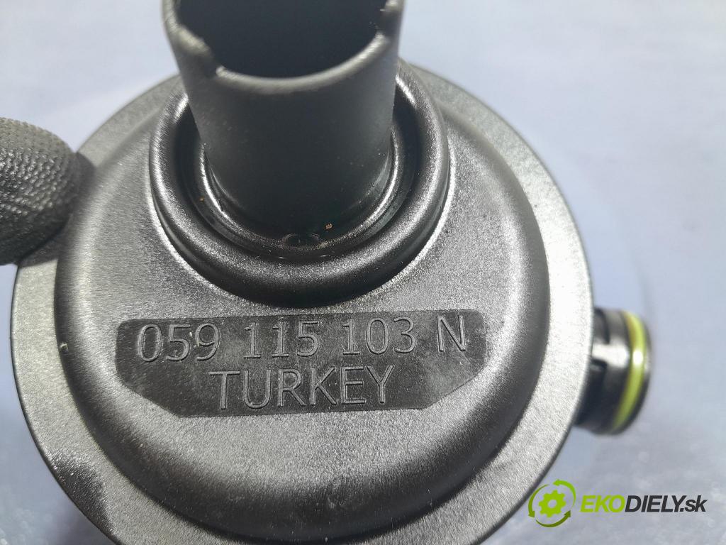Audi A6 2011 čerpadlo oleja 059115103N