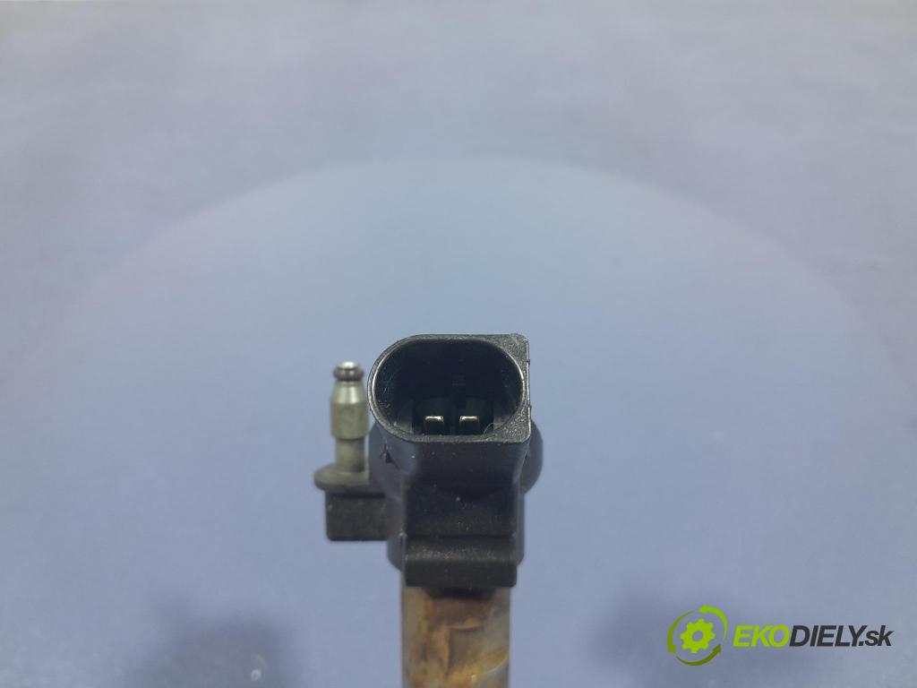 Audi A6 2011 vstrek 059130277CC