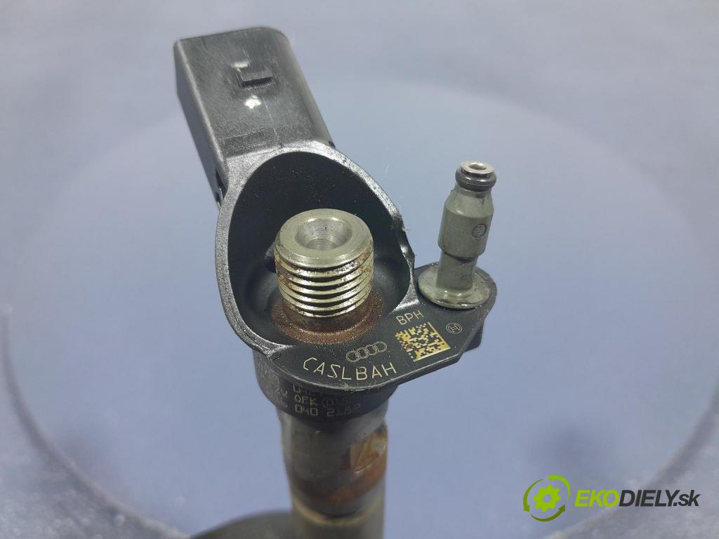 Audi A6 2011 vstrek 059130277CC