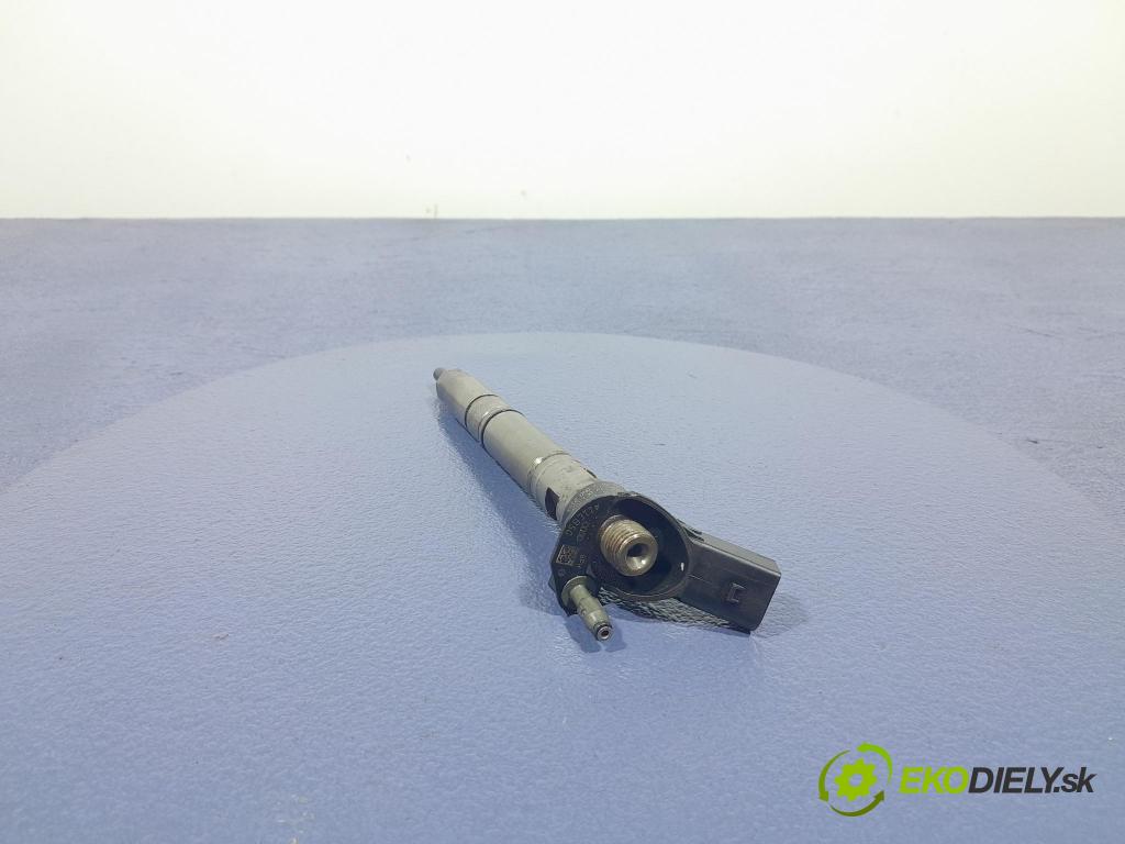 Audi A6 2011 vstrek 059130277CC