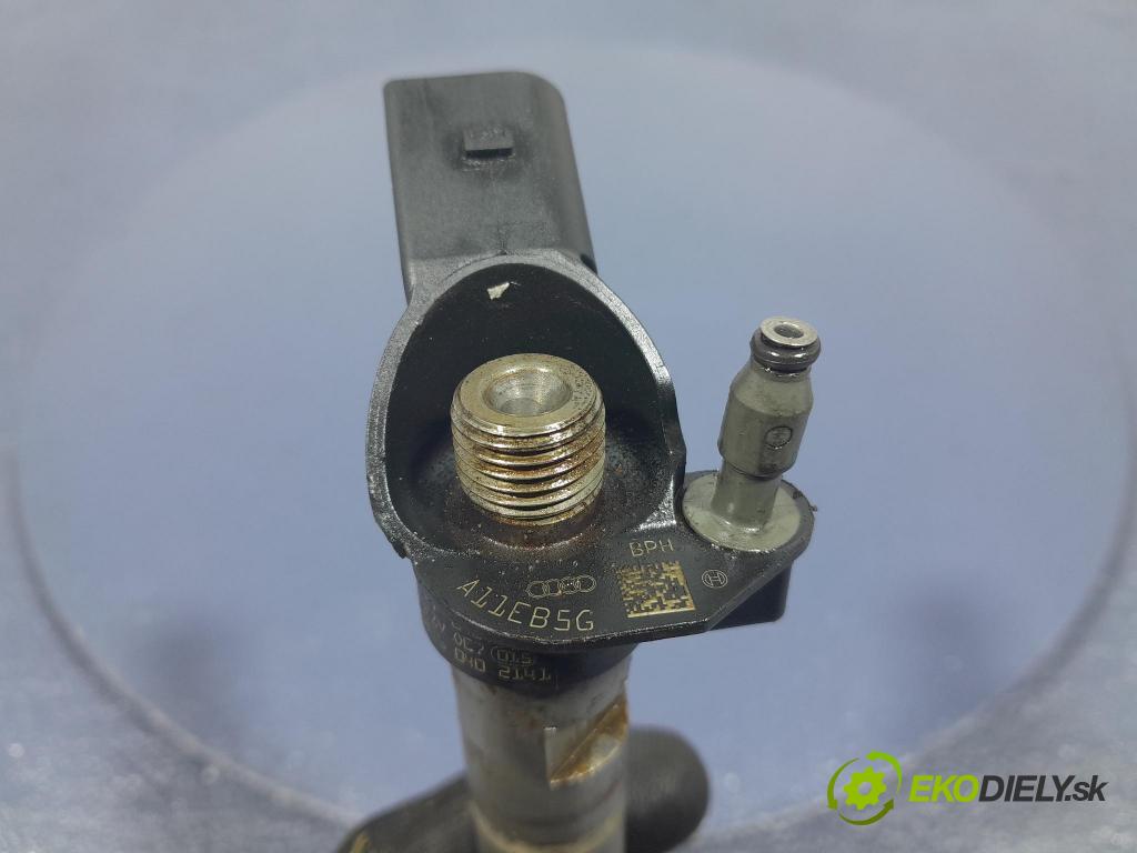 Audi A6 2011 vstrek 059130277CC