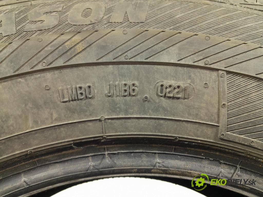 Mercedes Sprinter 2016 pneumatika Multi-sezóna: 4019238006810