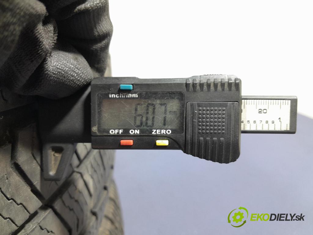 Mercedes Sprinter 2016 pneumatika Multi-sezóna: 4019238006810