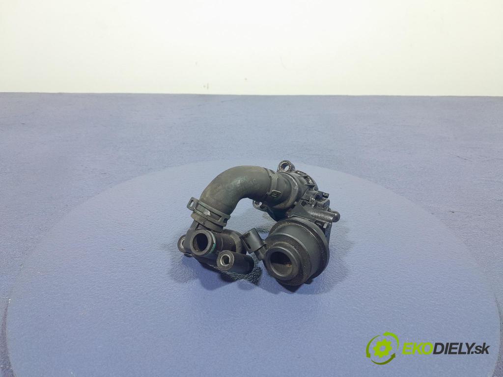 Audi A6 2011 rúrka Chladič: 059121625C