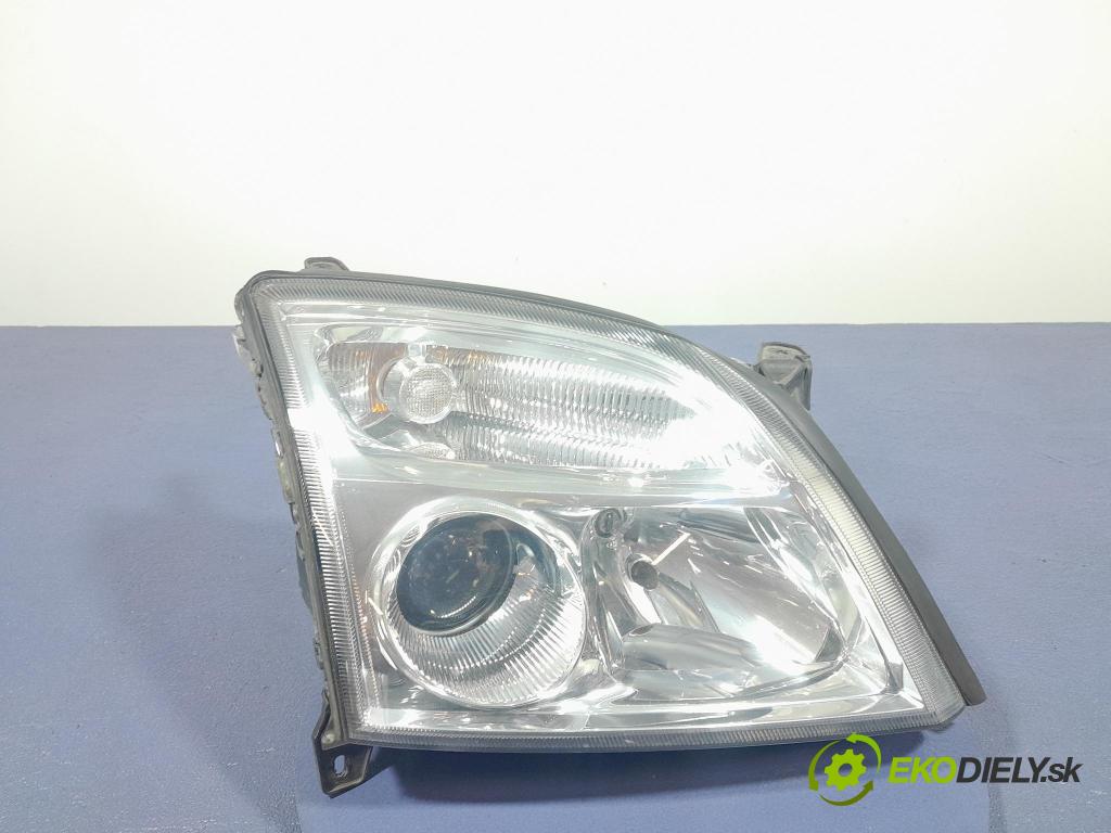 Opel Vectra 2003 Reflektor: v pravo: