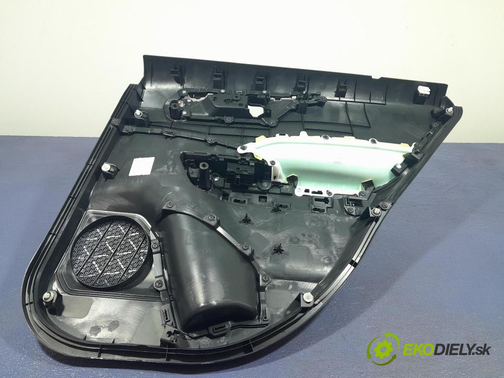 Toyota Rav4 2020 Čalounictví: dvere zad ľavá 67614-X1B18