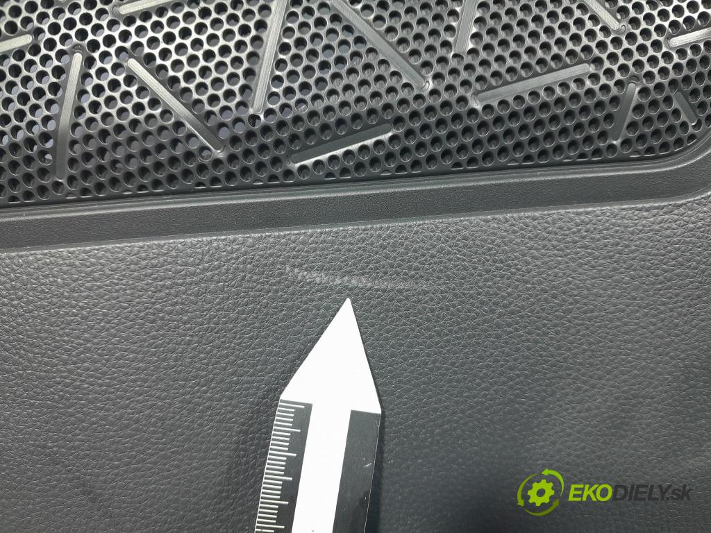 Toyota Rav4 2020 Čalounictví: dvere zad Prava: 67613-X1B18