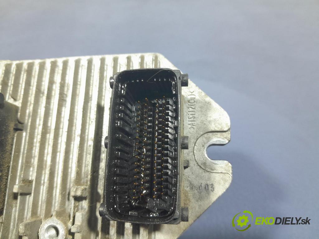 Opel Vectra 2003 riadiaca jednotka Motor: 55352666