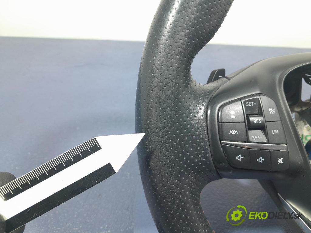 Ford Focus 2019 volant