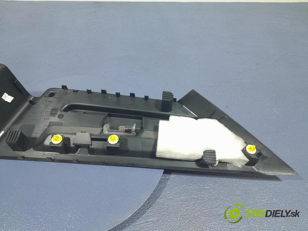 Ford Focus 2019 kryt Plast: Interiéry: JX7B-A46809-AEW