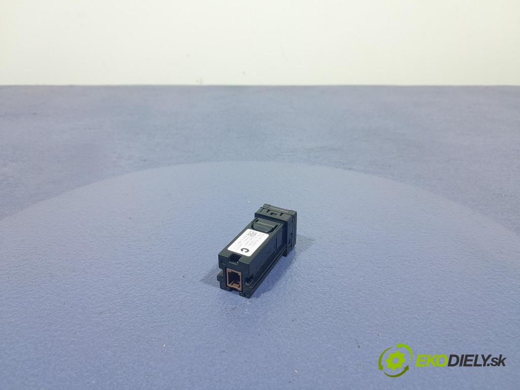 Toyota Rav4 2020 inštalácia Elektrický: 86190-42030