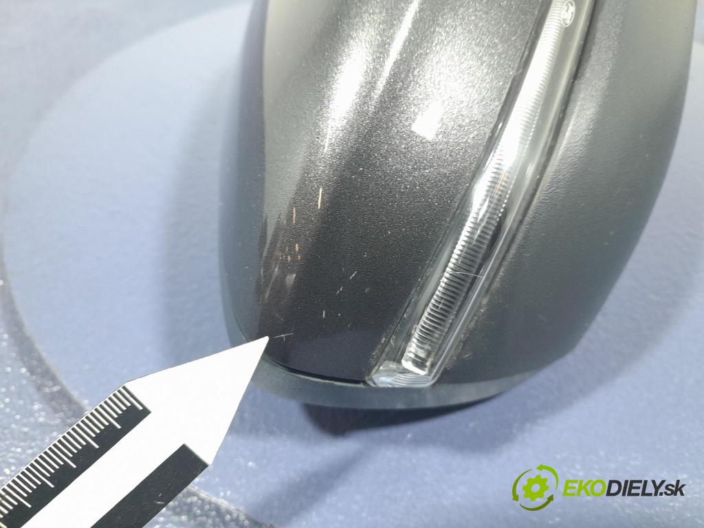 Ford Focus 2019 zrkadlo pravé