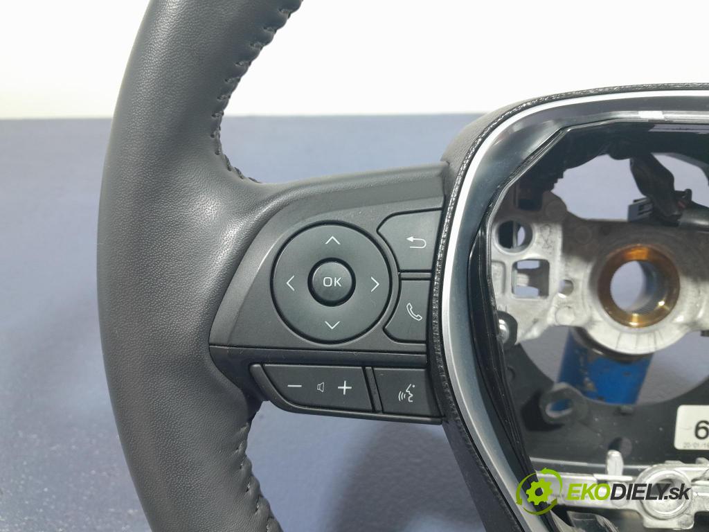 Toyota Rav4 2020 volant GS120-07880