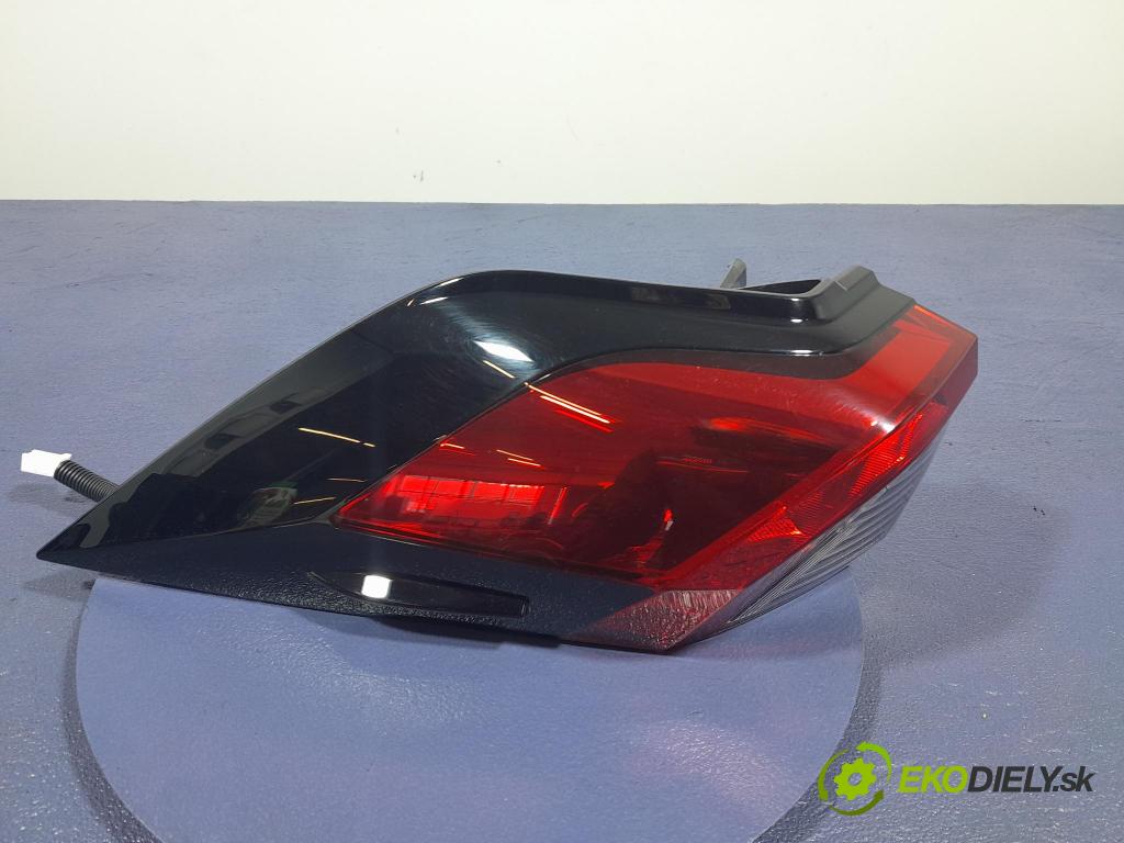 Toyota Rav4 2020 svetlo / reflektor zad ľavá Vonkajsia: 81560-42230