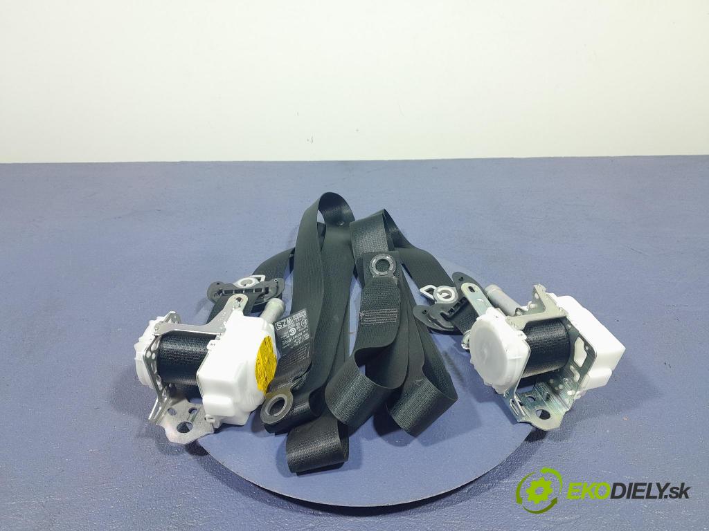 Toyota Rav4 2020 kokpit,pristrojová doska