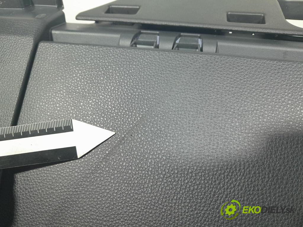 Toyota Rav4 2020 kastlík 55550-42200