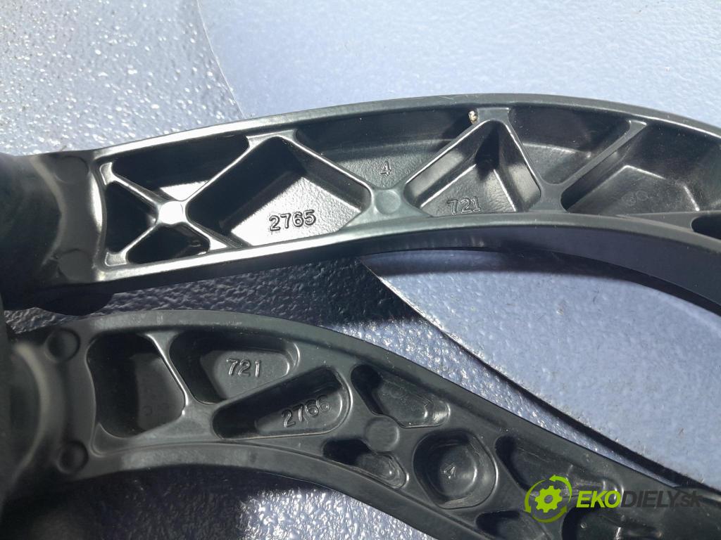 Toyota Rav4 2020 Rameno: Stierače: Predné 