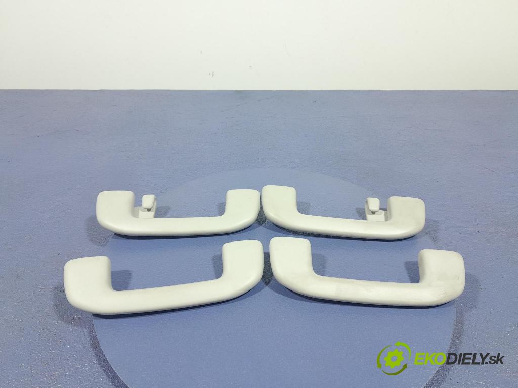 Toyota Rav4 2020 Rukojeť: Odovzdanie: 74612-B7060