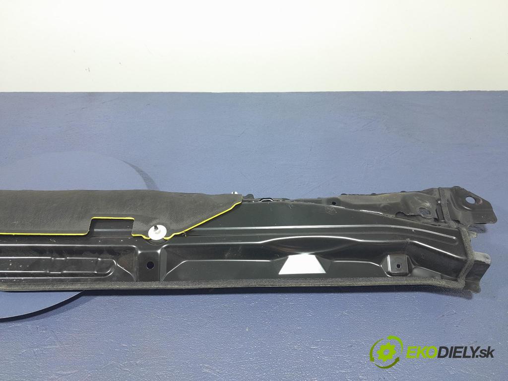 Toyota Rav4 2020 torpédo