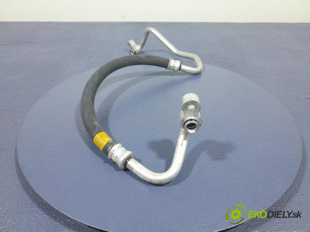 Toyota Rav4 2020 rúrka Klimatizácia: