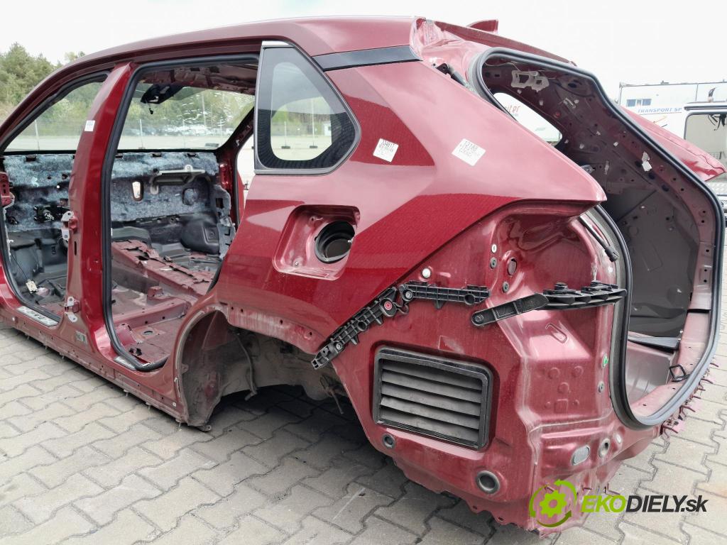 Toyota Rav4 2020 blatník zad Vľavo: