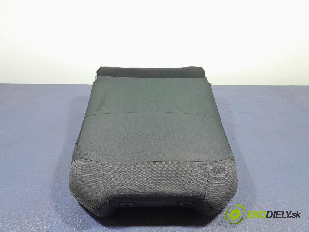 Toyota Rav4 2020 Sedačka Ovládače: 