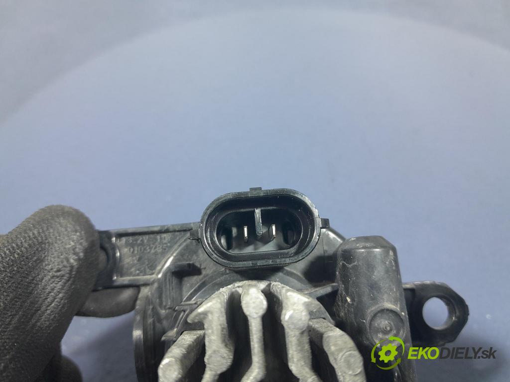 Ford Focus 2019 Halogen Vľavo: JX7B-15A255-AB