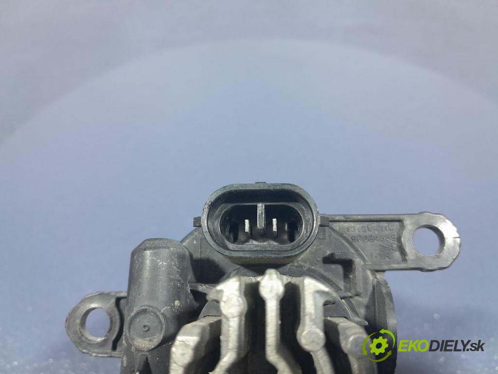 Ford Focus 2019 Halogen v pravo: JX7B-15A254-AB