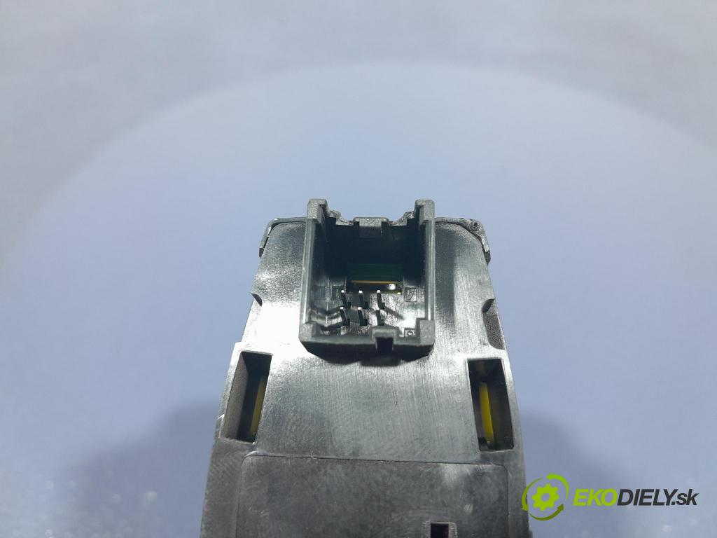 Ford Focus 2019 prepínač svetiel JX7T-13D061-NB