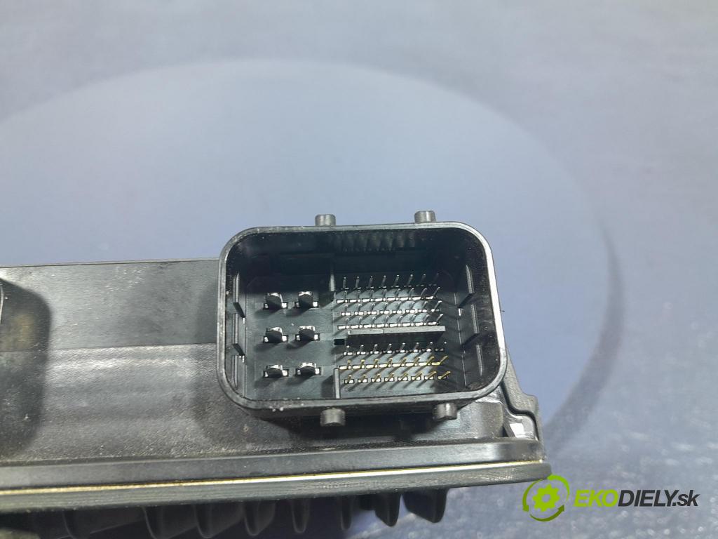 Toyota Rav4 2020 riadiaca jednotka Motor: 89661-4A240