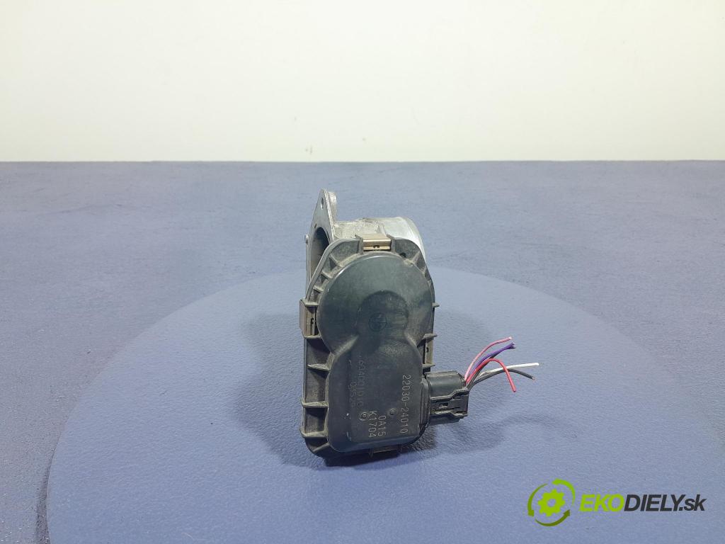 Toyota Rav4 2020 klapka 22030-24010