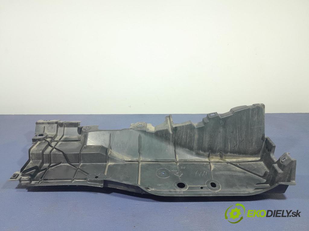 Toyota Rav4 2020 kryt Plast: podvozek: 58398-42030