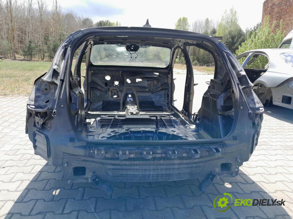 Ford Focus 2019 blatník zad Vľavo: 
