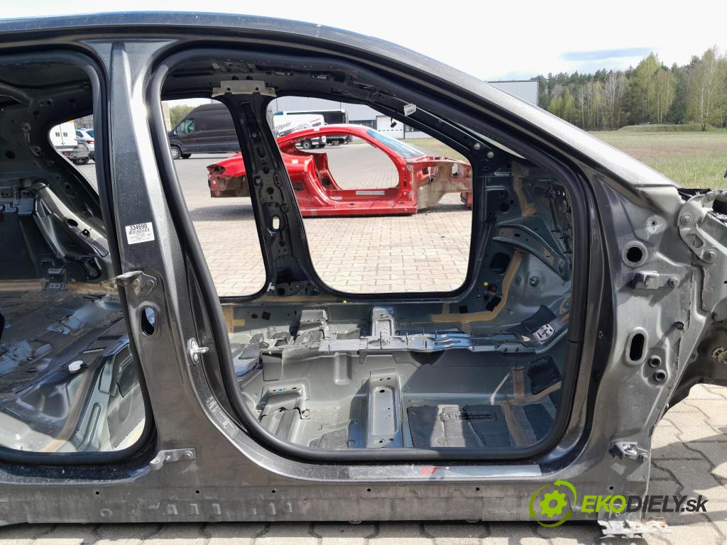 Ford Focus 2019 Práh: v pravo: