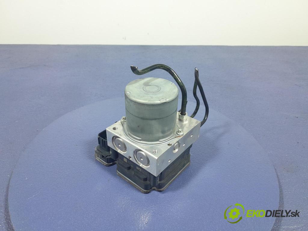 Toyota Rav4 2020 čerpadlo ABS x 44540-42460