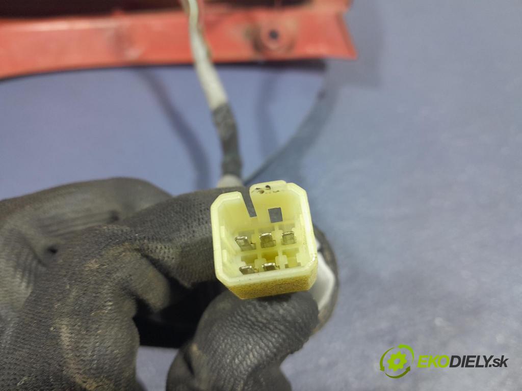 Suzuki Swift 2005 svetlo / reflektor zad ľavá Vonkajsia: P4476L