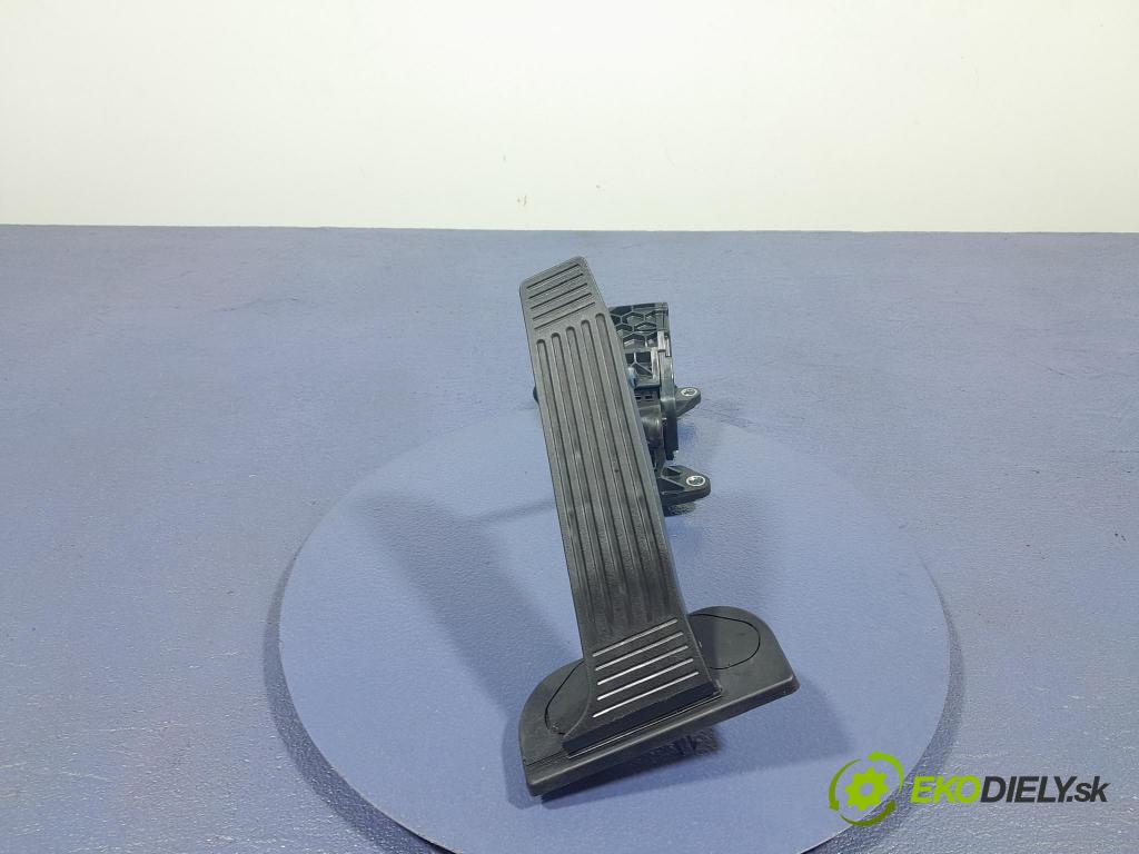 Toyota Rav4 2020 pedal Plyn: 78110-33140