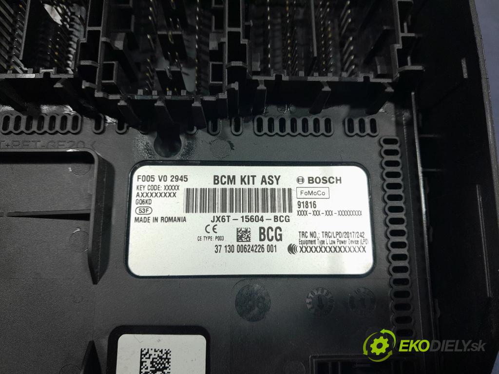 Ford Focus 2019 skrinka Poistky: JX6T-15604-BCG