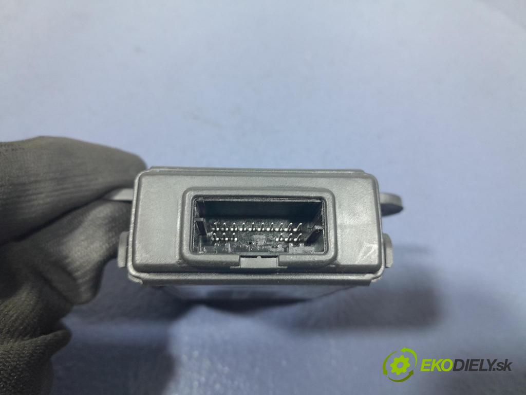 Ford Focus 2019 riadiaca jednotka svetiel JX7B-13C148-AH