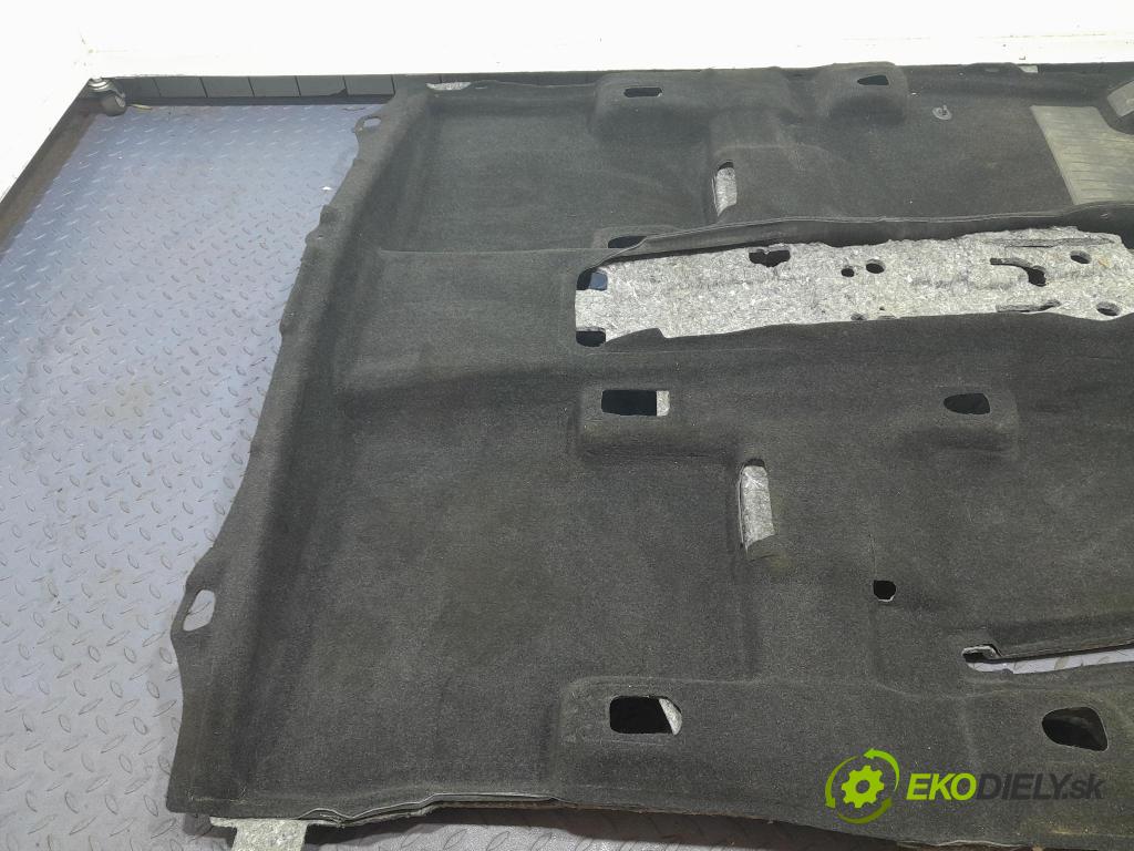 Toyota Rav4 2020 koberec do auta