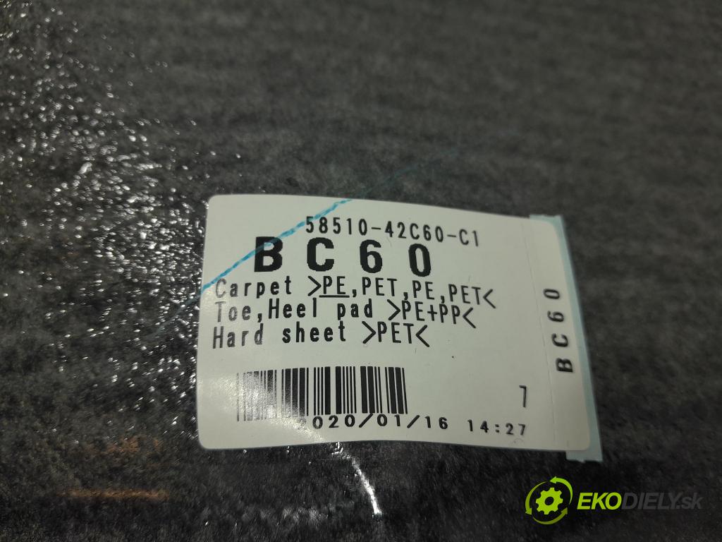 Toyota Rav4 2020 koberec do auta 