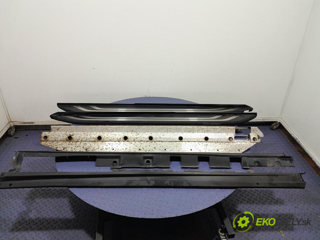 Toyota Rav4 2020 lišta Práh: PZQ4442120-671