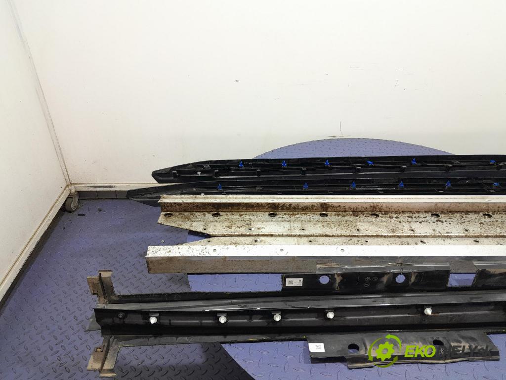 Toyota Rav4 2020 lišta Práh: PZQ4442120-671