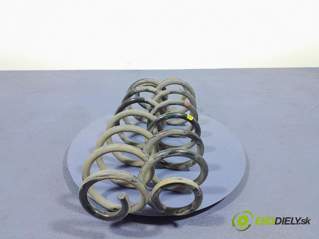 Toyota Rav4 2020 pružina zad 