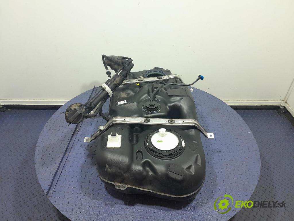 Toyota Rav4 2020 Nádrž: paliva 77100-42620