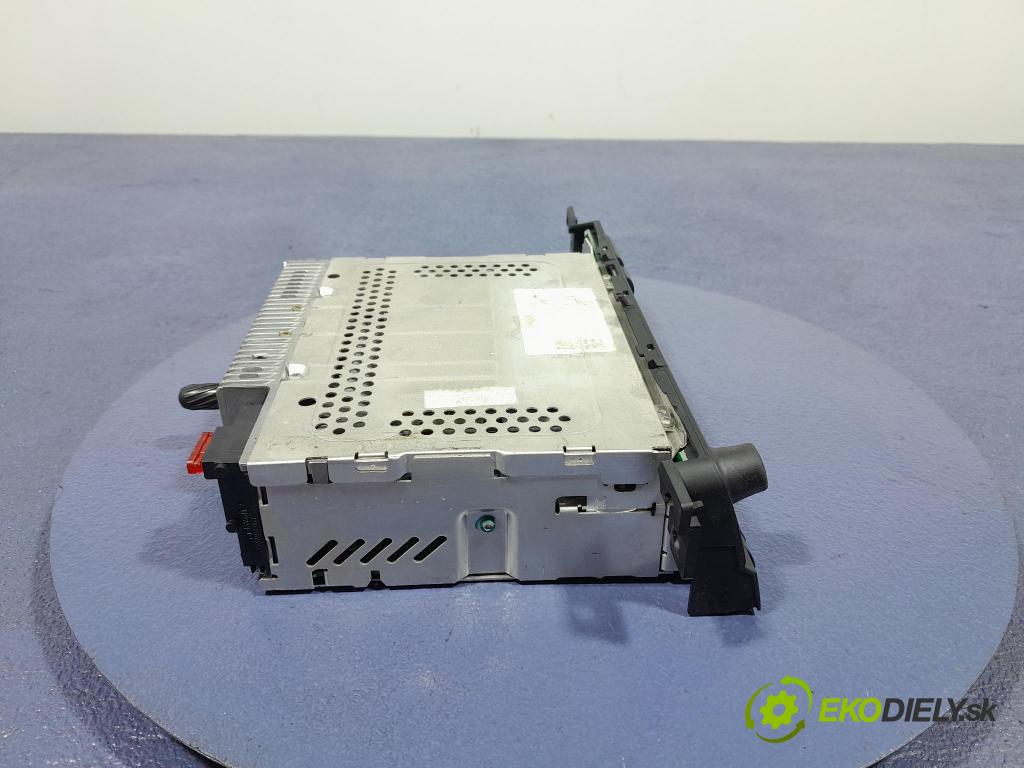 Bmw Seria 3 2002 Radio I Navigácia: 6916047