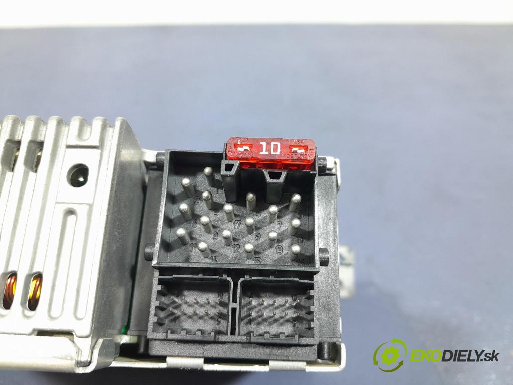 Bmw Seria 3 2002 Radio I Navigácia: 6916047