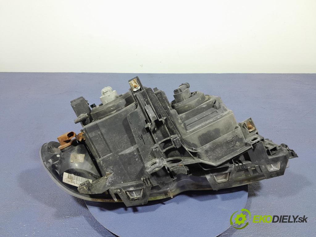 Bmw Seria 3 2002 Reflektor: Vľavo: 6910955