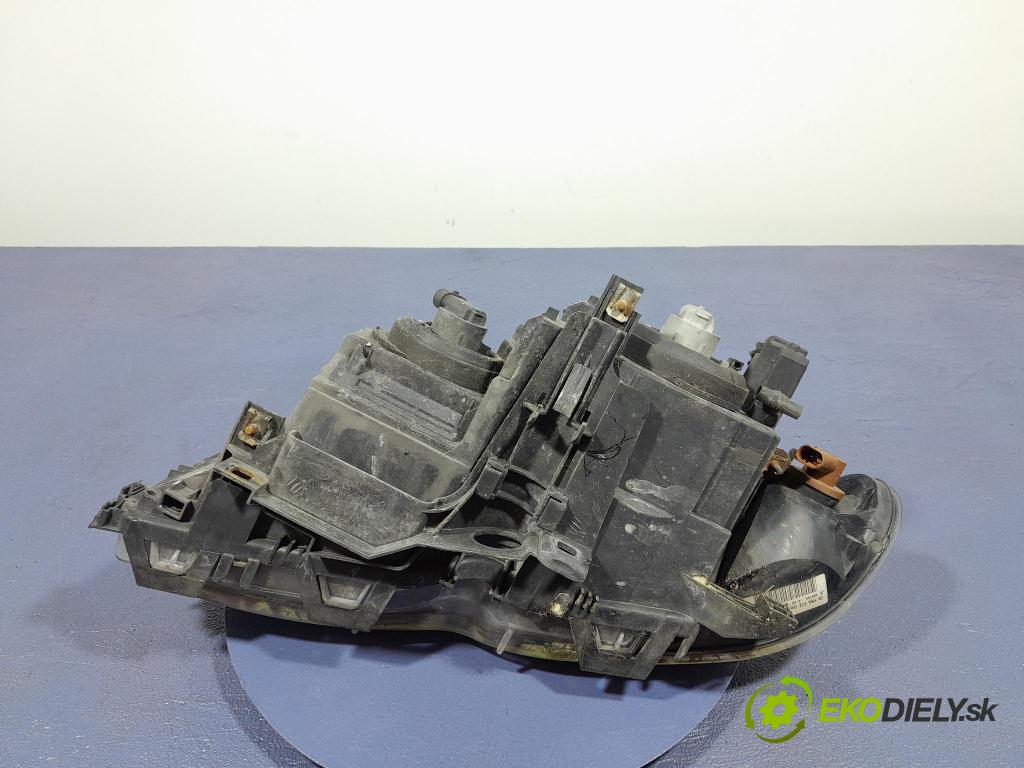 Bmw Seria 3 2002 Reflektor: v pravo: 6910956